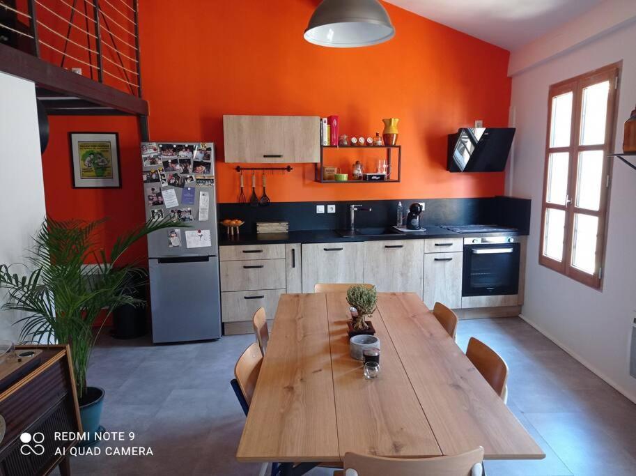 Loft Vue Palais Des Papes Apartment Avignon Exterior foto